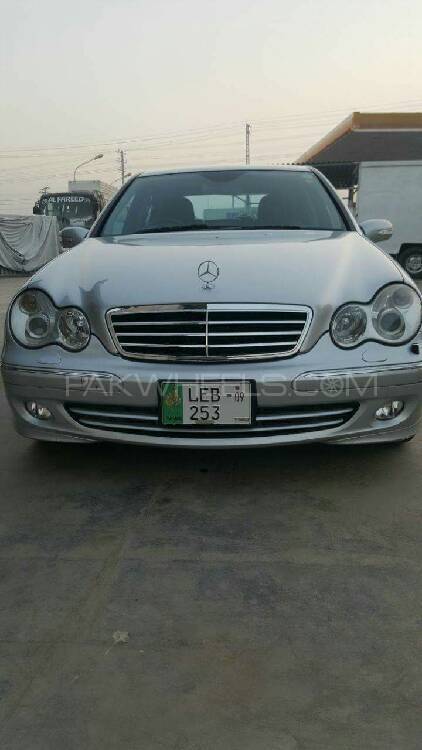 Mercedes Benz E Class 2006 for Sale in Kashmir Image-1