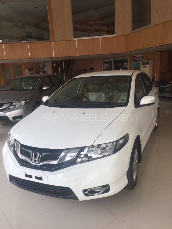 Honda City 2017 for Sale in Lahore Image-1