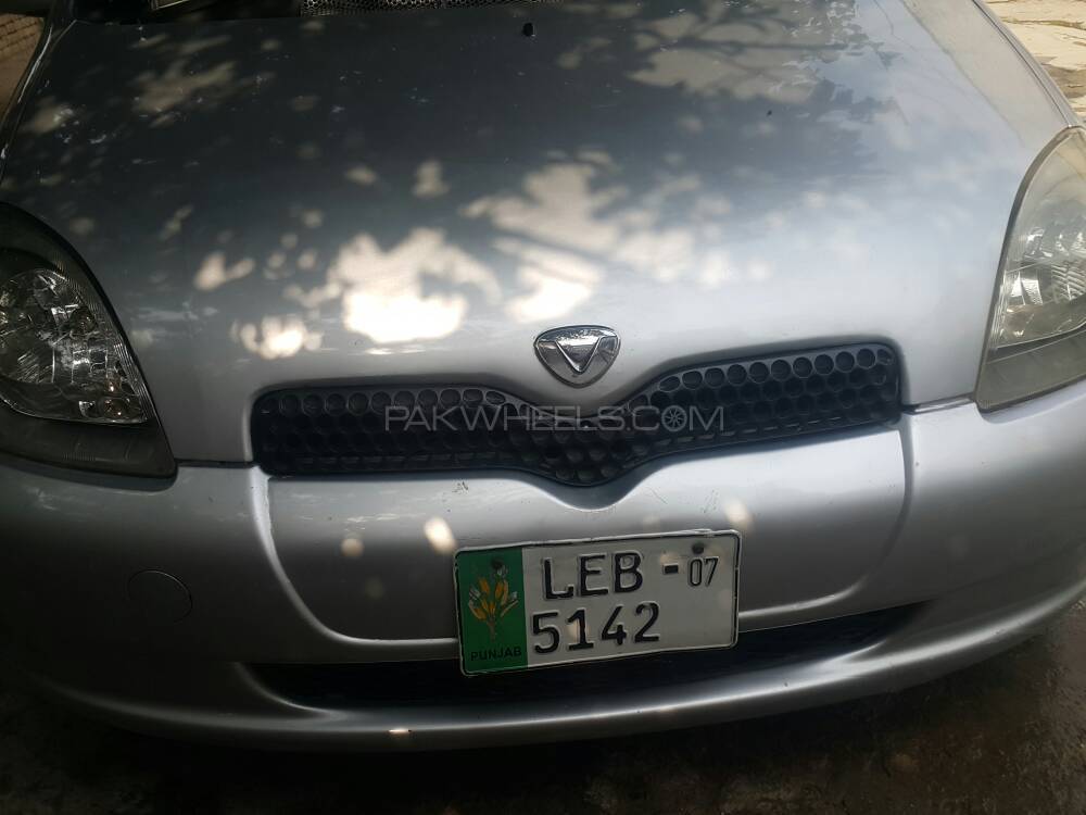 Toyota Vitz 1999 for Sale in Nowshera Image-1