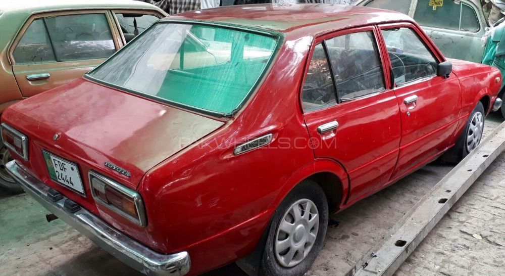 Toyota Corolla 1976 for sale in Lahore | PakWheels