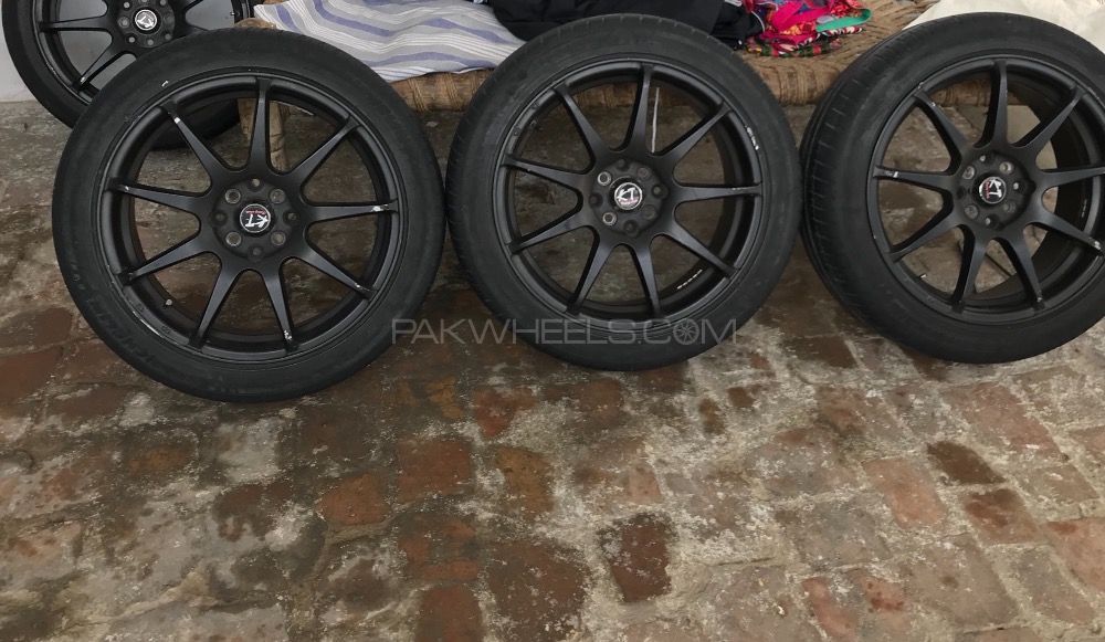 17 inch light weight Magline rims with tyres Image-1