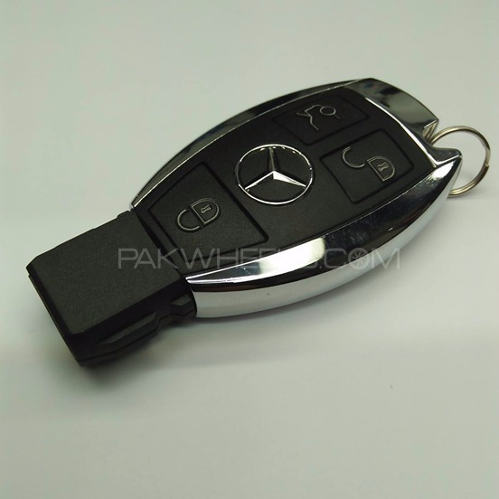 Brand New 3 Button Mercedes Chrome Remote Key with Programmi Image-1