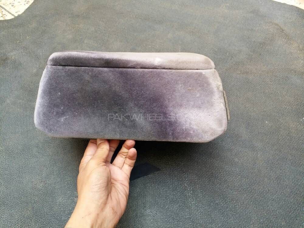 Toyota Corolla 1995 Center Console Armrest For Sell Image-1