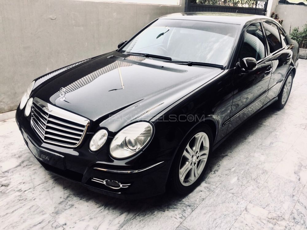 Mercedes Benz E Class 2009 for Sale in Islamabad Image-1