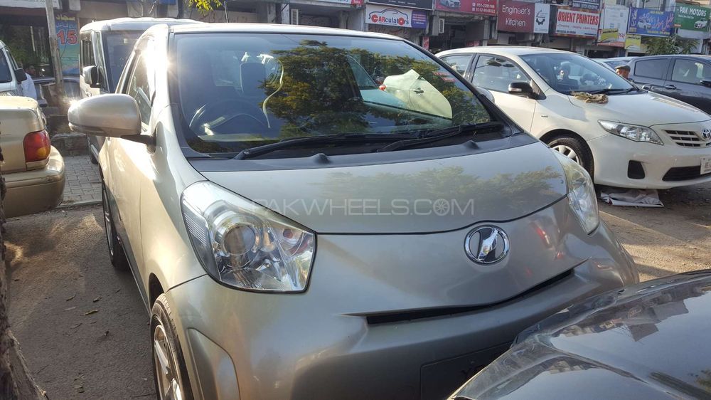 Toyota iQ 2013 for Sale in Islamabad Image-1