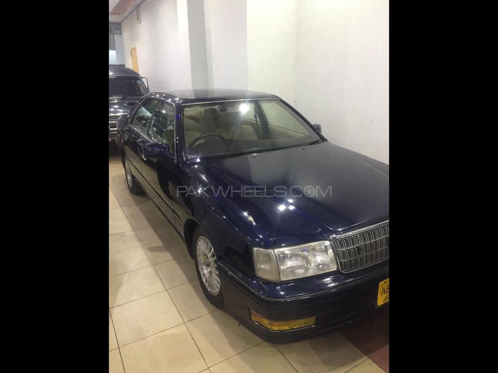 Toyota Crown 1998 for Sale in Multan Image-1