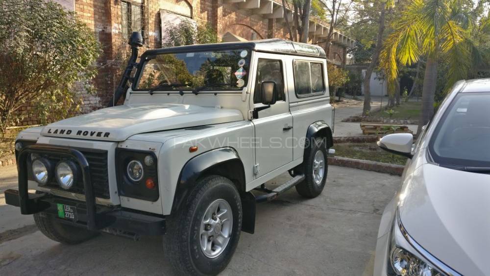 Land Rover Defender 2014 for Sale in Lahore Image-1