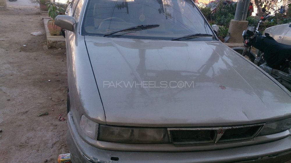 Mitsubishi Galant 1992 for Sale in Karachi Image-1