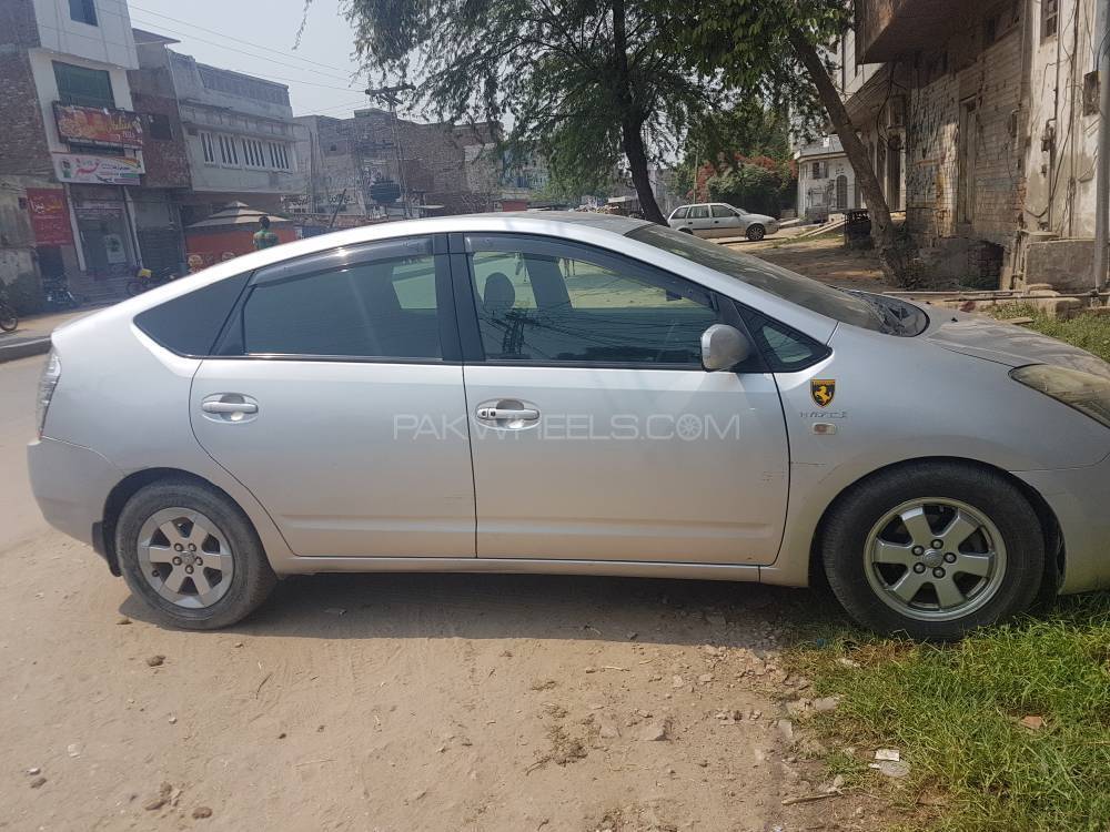 Toyota Prius 2007 for Sale in Sheikhupura Image-1