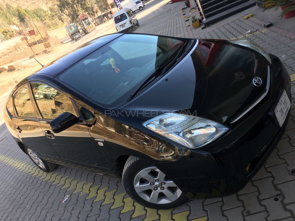 Toyota Prius 2008 for Sale in Abbottabad Image-1