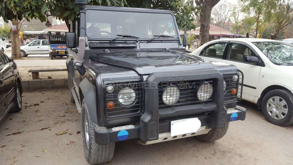 Land Rover Defender 2004 for Sale in Islamabad Image-1