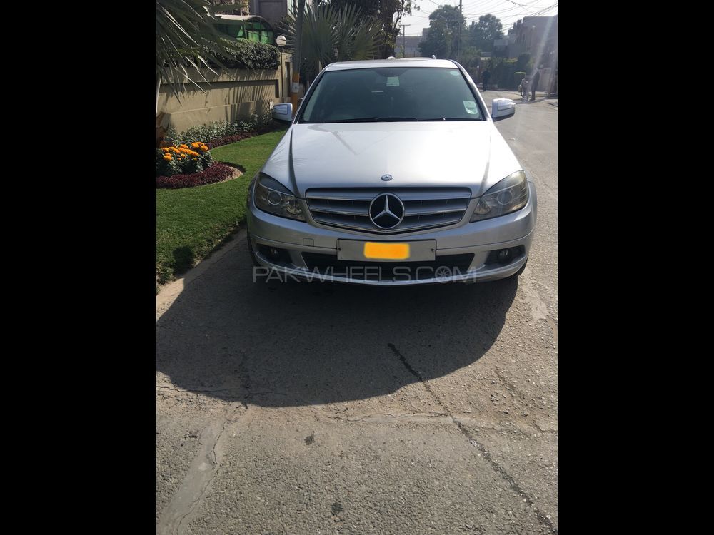 Mercedes Benz C Class 2007 for Sale in Lahore Image-1