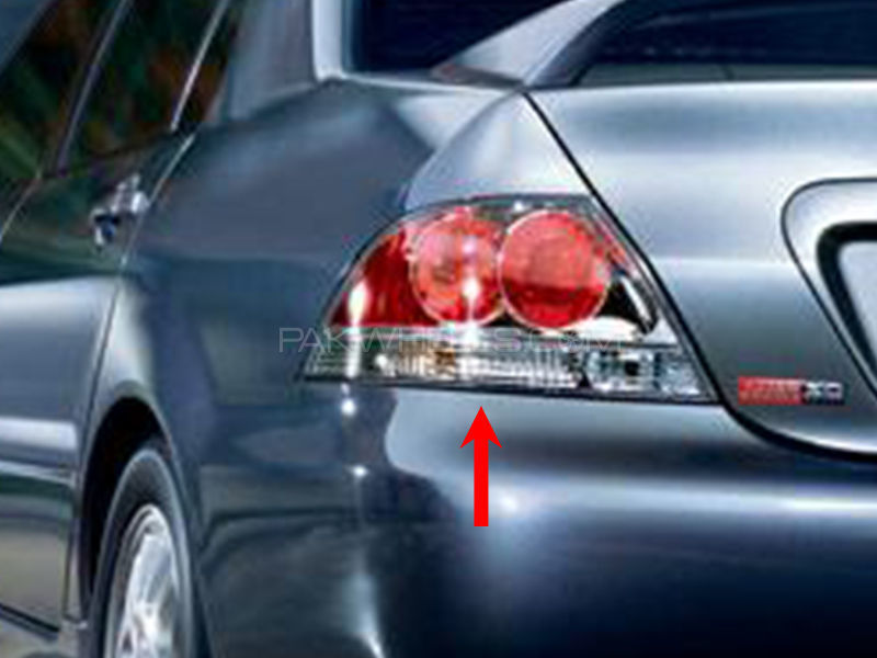 Mitsubishi Lancer Back Lamp 2004 1600CC - 1 Pc LH for sale in Lahore Image-1