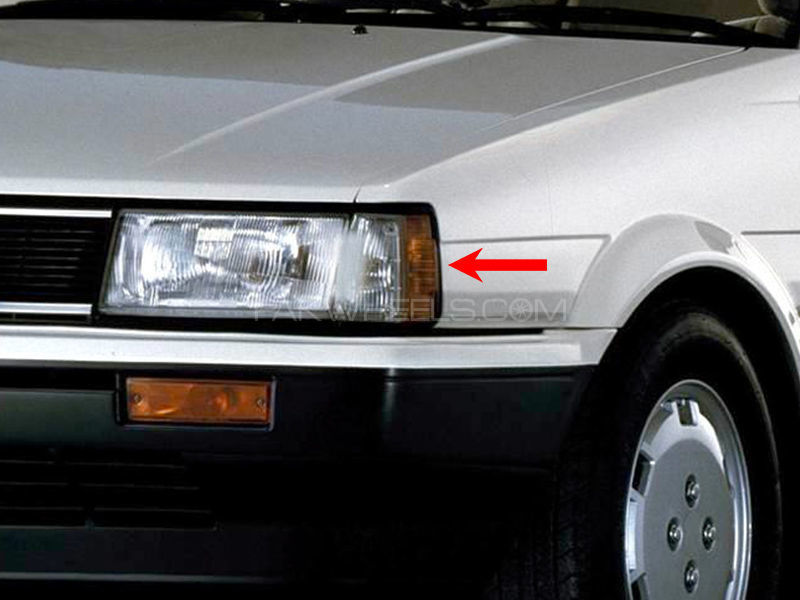 Toyota Corolla TYC Parking Lamp 1986 - 1 Pc LH Image-1