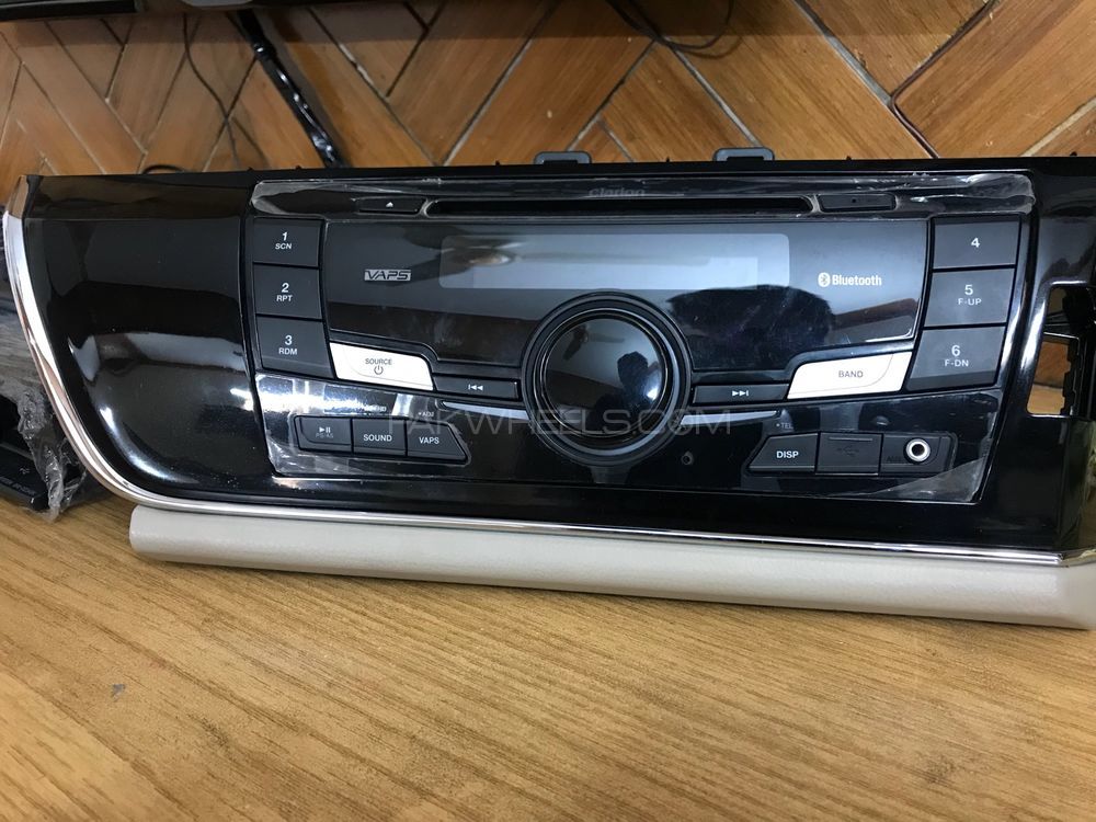toyota corolla audio player with panel sealed Image-1