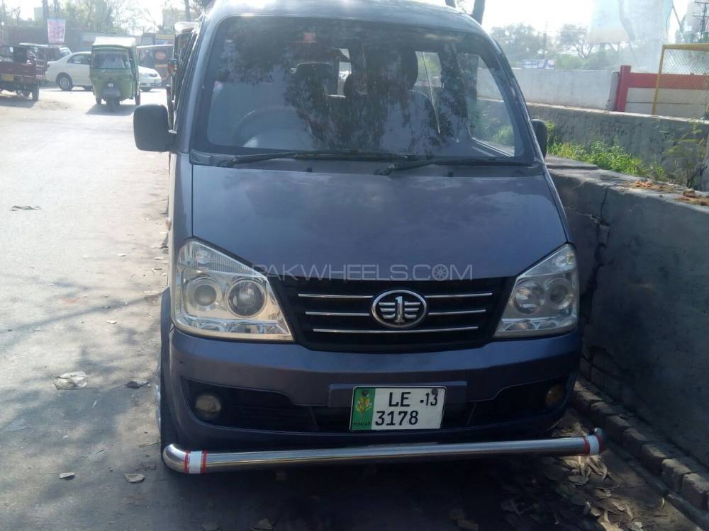 FAW X-PV 2013 for Sale in Lahore Image-1