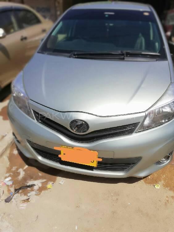 Toyota Vitz 2012 for Sale in Hyderabad Image-1