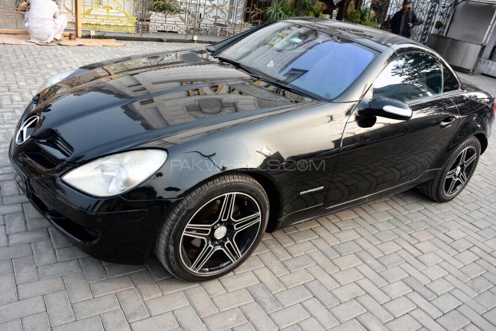 Mercedes Benz SLK Class 2006 for Sale in Lahore Image-1