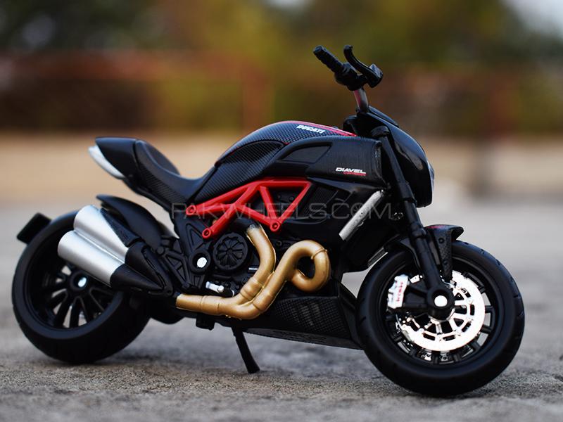 Buy Maisto Die Cast Bike Ducati Diavel in Pakistan | PakWheels
