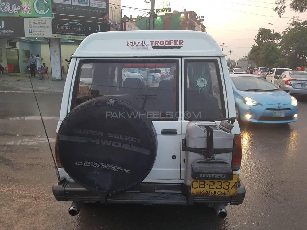Isuzu Trooper 1989 for Sale in Lahore Isuzu Trooper 1989 for Sale in Lahore Image-3