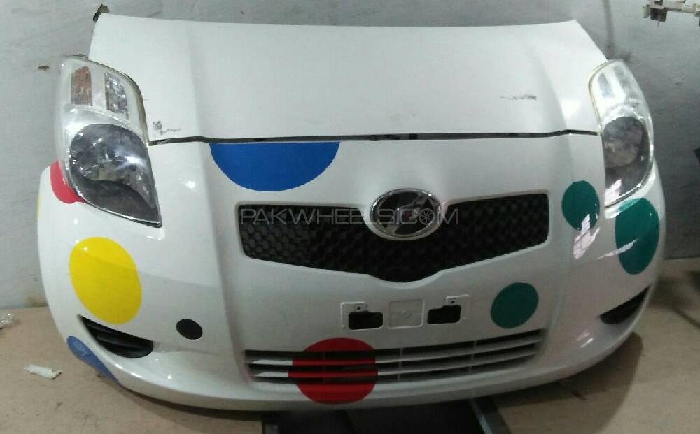 Vitz 2006 completely front Image-1