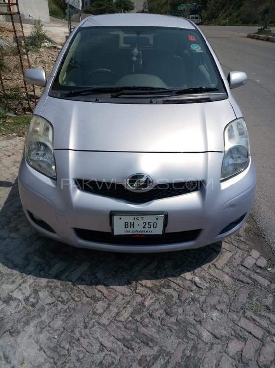 Toyota Vitz 2010 for Sale in Mirpur A.K. Image-1
