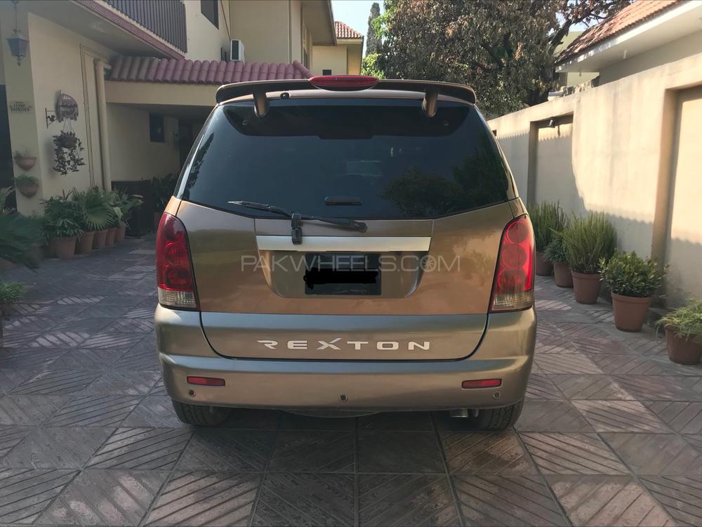 SsangYong Rexton 2005 for Sale in Jand SsangYong Rexton 2005 for Sale in Jand Image-8