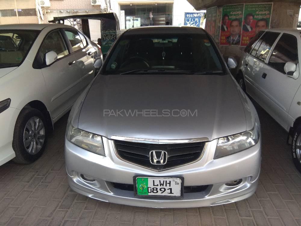 Honda Accord 2004 for Sale in Multan Image-1