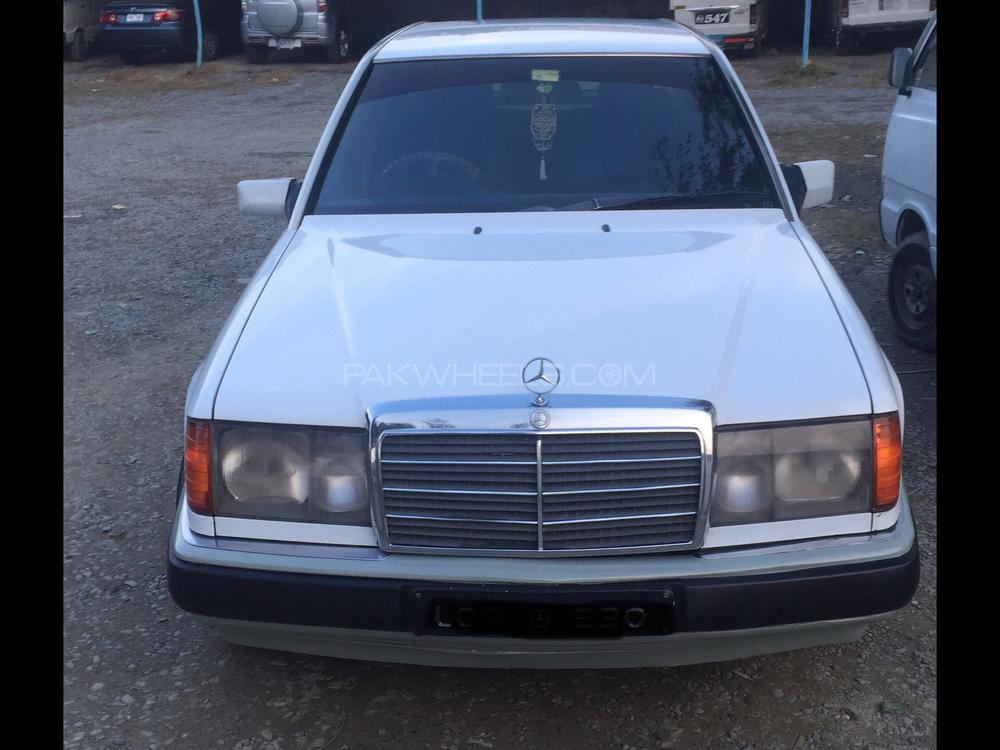 Mercedes Benz E Class 1992 for Sale in Haripur Image-1