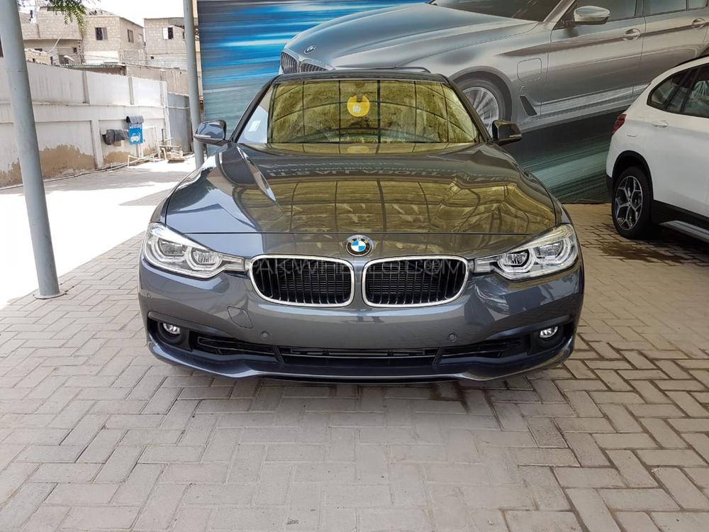 BMW / بی ایم ڈبلیو 3 سیریز 2017 for Sale in کراچی Image-1