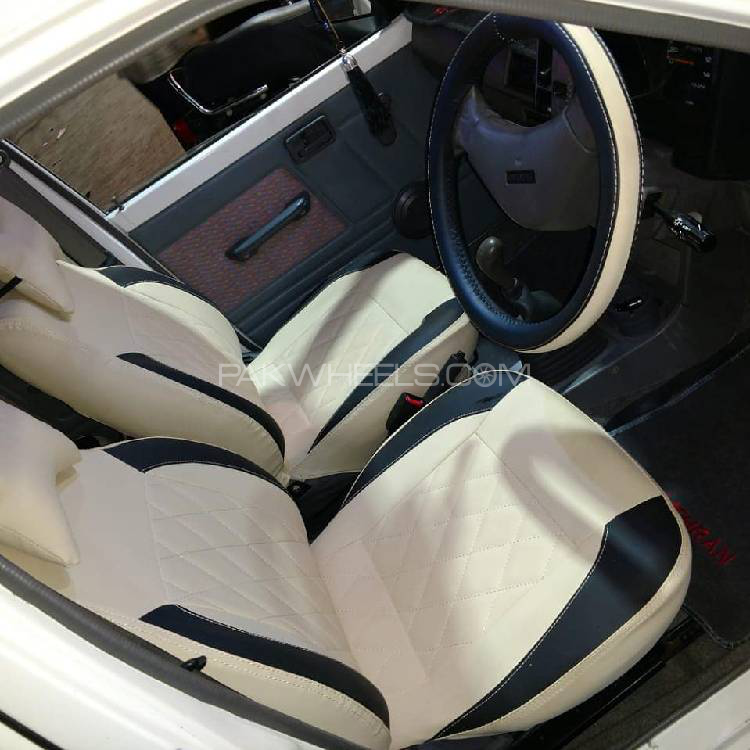 seat covers Image-1