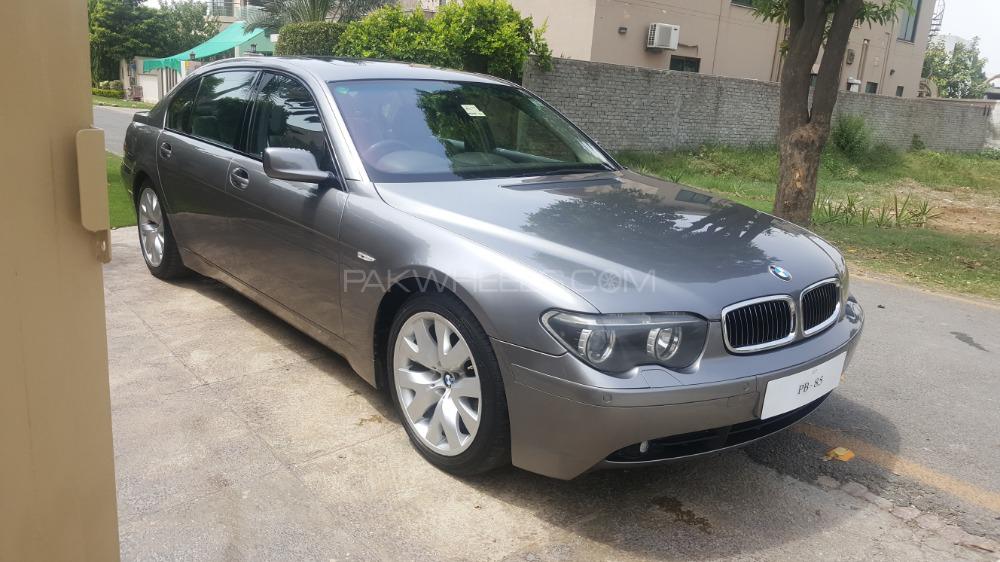 بی ایم ڈبلیو 7 سیریز 2004 for Sale in لاہور بی ایم ڈبلیو 7 سیریز 2004 for Sale in لاہور Image-9
