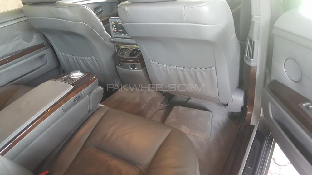 بی ایم ڈبلیو 7 سیریز 2004 for Sale in لاہور بی ایم ڈبلیو 7 سیریز 2004 for Sale in لاہور Image-20