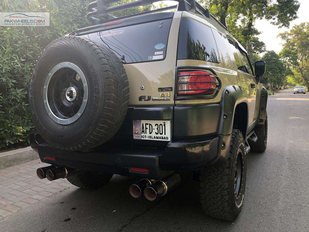 Toyota Fj Cruiser 2011 for Sale in Lahore Toyota Fj Cruiser 2011 for Sale in Lahore Image-8