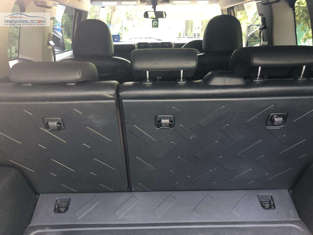 Toyota Fj Cruiser 2011 for Sale in Lahore Toyota Fj Cruiser 2011 for Sale in Lahore Image-16