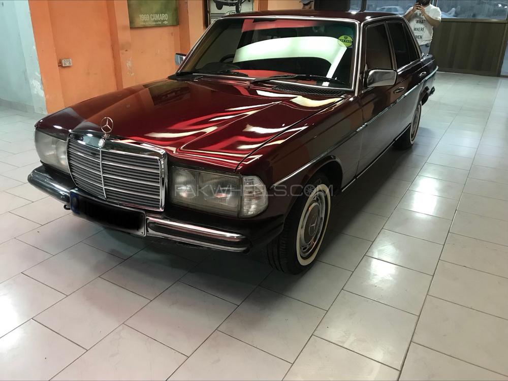 Mercedes Benz 200 D 1980 for Sale in Lahore Image-1