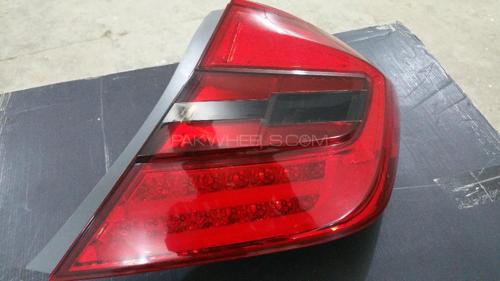 Honda Civic back lights 2015 model Pair Image-1