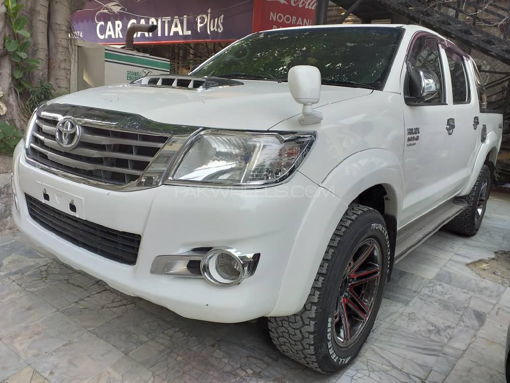 Toyota Hilux 2013 for Sale in Islamabad Toyota Hilux 2013 for Sale in Islamabad Image-2