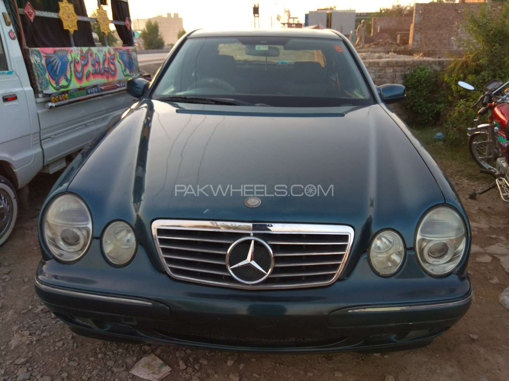 Mercedes Benz E Class 2000 for Sale in Peshawar Image-1