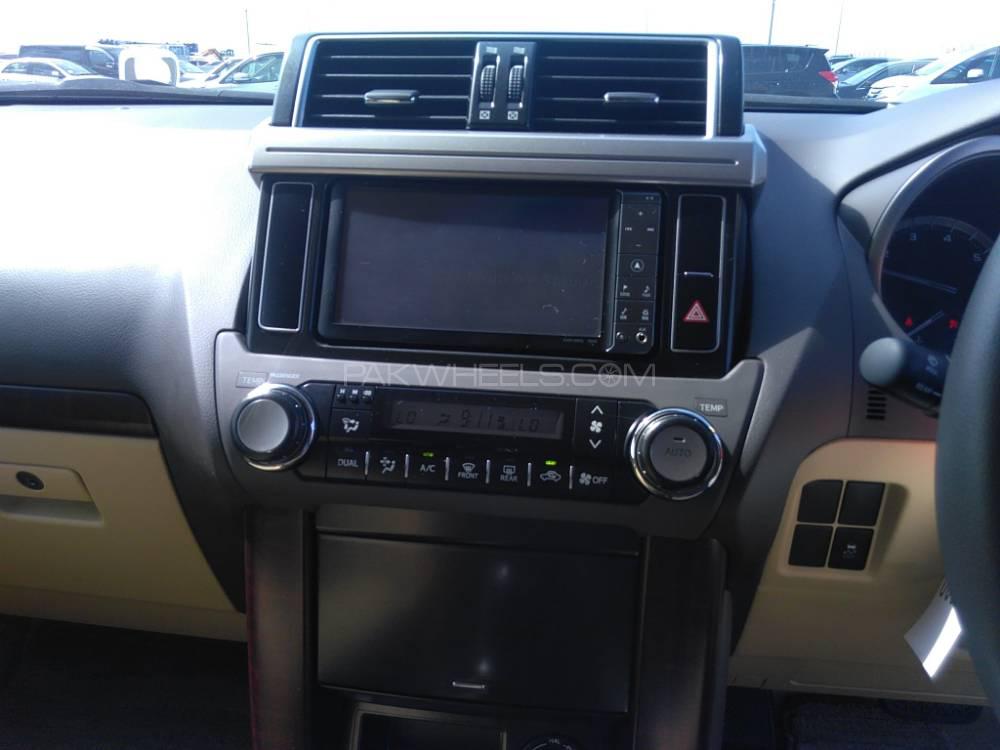 Toyota Prado 2013 for Sale in Karachi Toyota Prado 2013 for Sale in Karachi Image-14