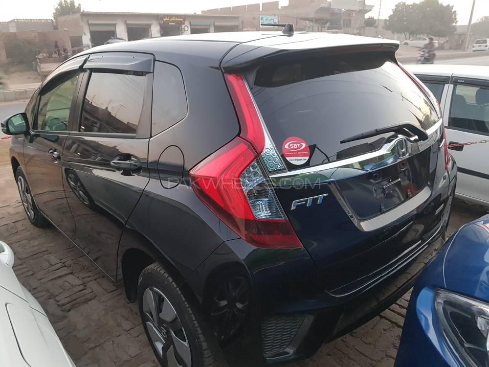 Used Honda Fit For Sale At Durrani Motors Showroom In Durrani Motors