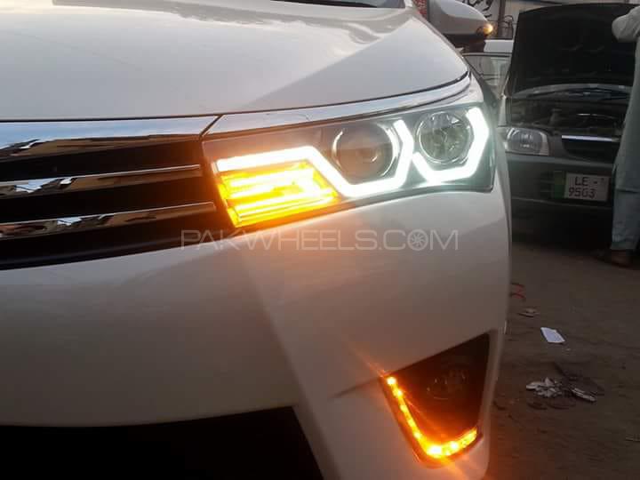 SPORTS FRONT LIGHTS (THAI) for Corolla Image-1