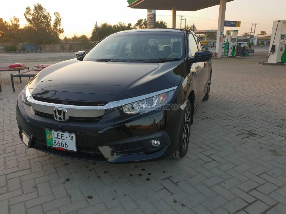 Honda Civic 2018 for Sale in Mian Wali Image-1