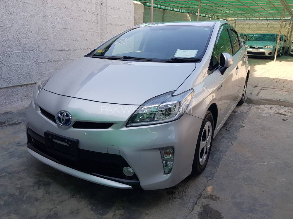 Toyota Prius 2015 for Sale in Islamabad Toyota Prius 2015 for Sale in Islamabad Image-6
