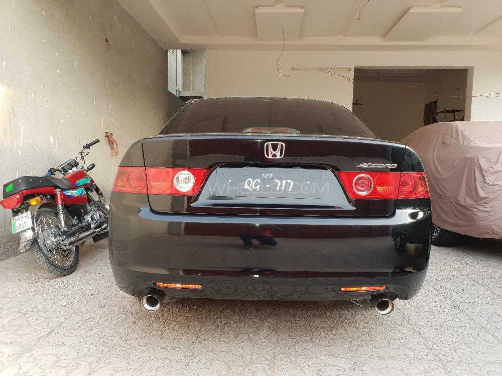 Honda Accord 2004 for Sale in Multan Image-1