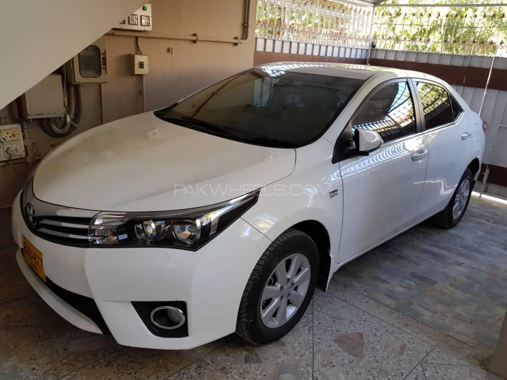 Toyota Corolla 2017 for Sale in Karachi Image-1