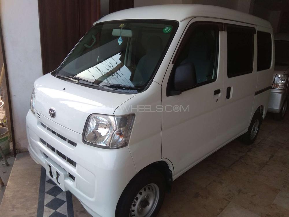 Toyota Pixis Van 2013 for Sale in Sialkot Image-1
