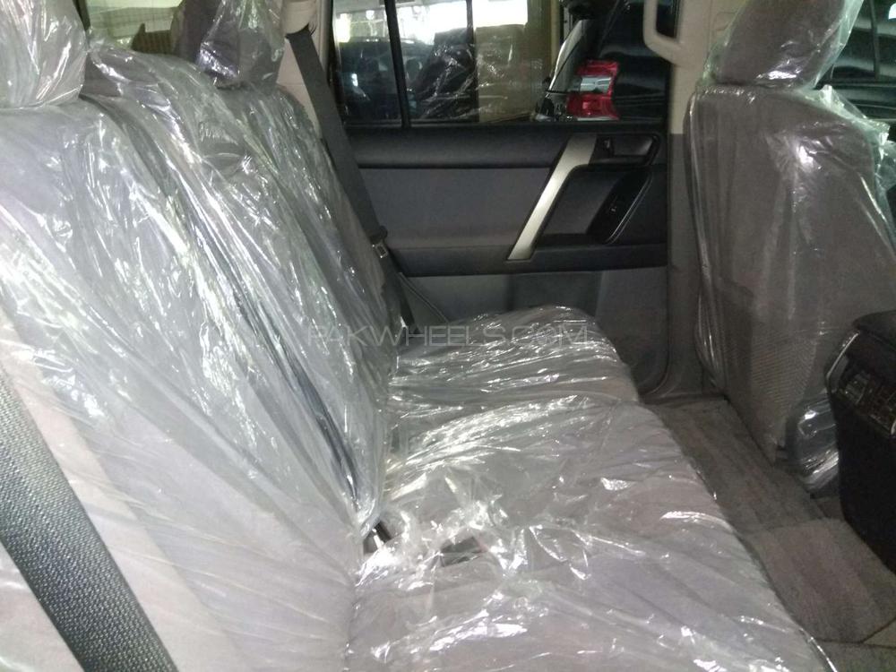 Toyota Prado 2012 for Sale in Karachi Toyota Prado 2012 for Sale in Karachi Image-13