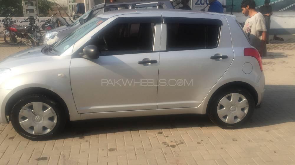 Suzuki Swift 2014 for Sale in Sialkot Image-1