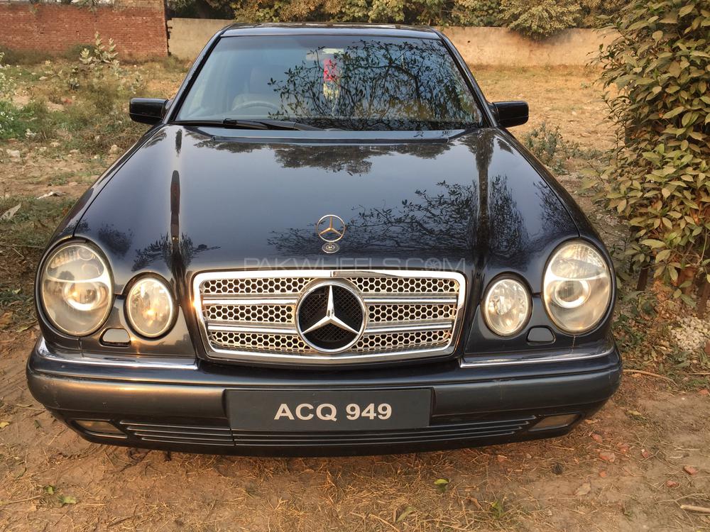 Mercedes Benz E Class 1997 for Sale in Lahore Image-1